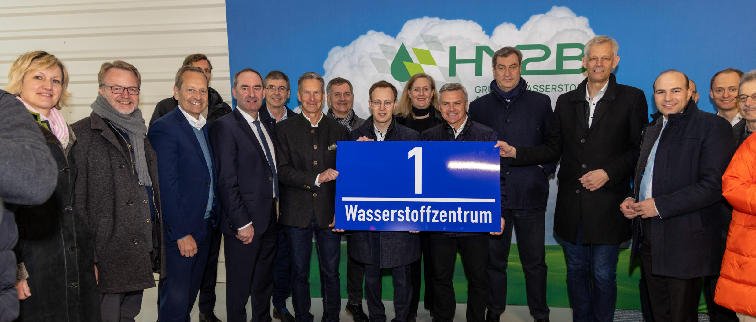 Ceremonial Inauguration of <br> Bavaria’s first grid-closed <br> 5-Megawatt hydrogen production <br> plant in Pfeffenhausen